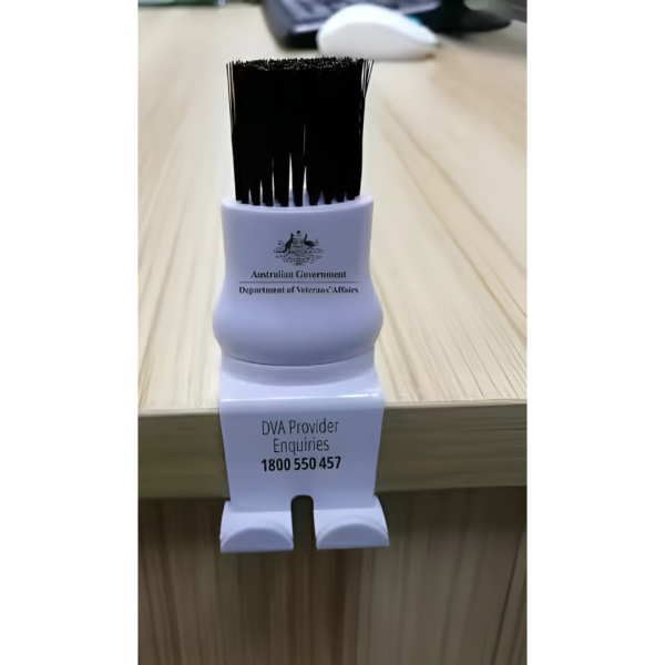 Brushman Computer Brush
