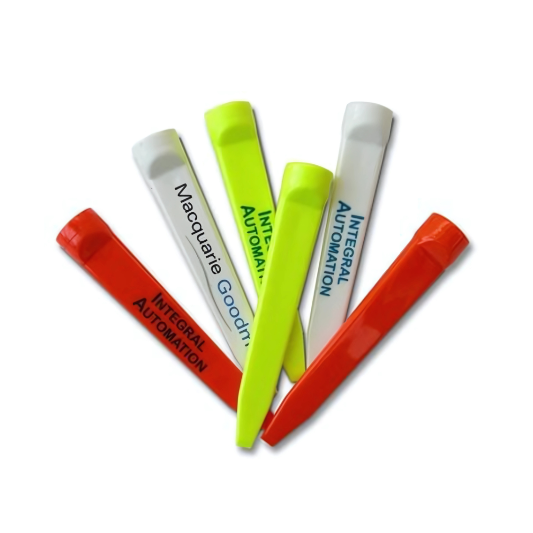 Five colorful highlighters arranged in a fan shape on a white background.