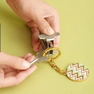 stapler-remover-keyring-300x300