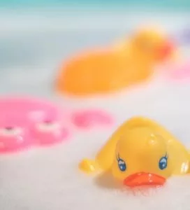 promo-rubber-ducks-for-kids-272x300