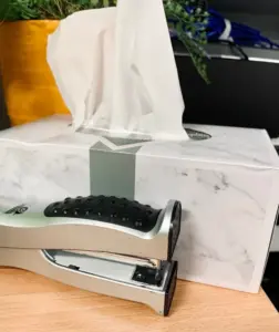 box_of_tissues_on_desk