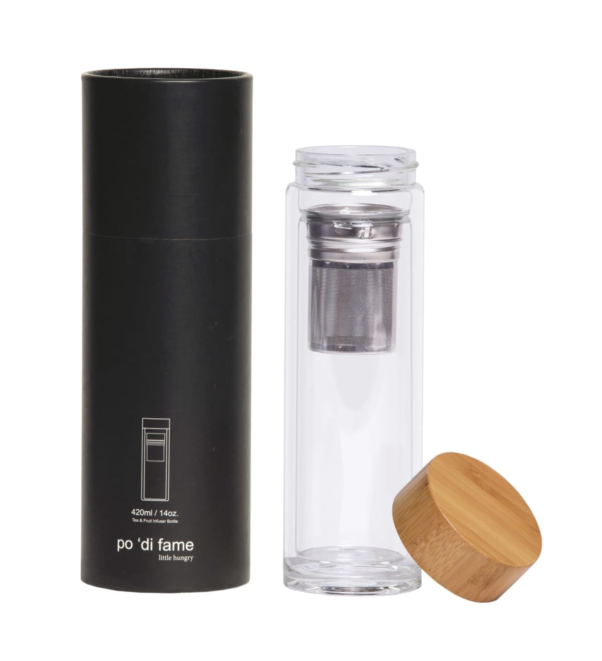 A clear glass tea infuser bottle with a bamboo lid is shown next to a black cylindrical packaging. The packaging has minimal white text reading po di fame and denotes a capacity of 420ml/14oz.