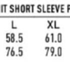 Size chart for a mens short sleeve polo. Shows chest and body length measurements in centimeters for sizes S to 5XL: Chest 53.5-71, Length 71.5-89. Differences in size categories with measurements.