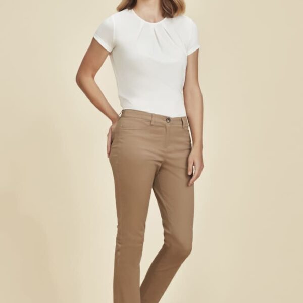 SculptFlex Slim Chino