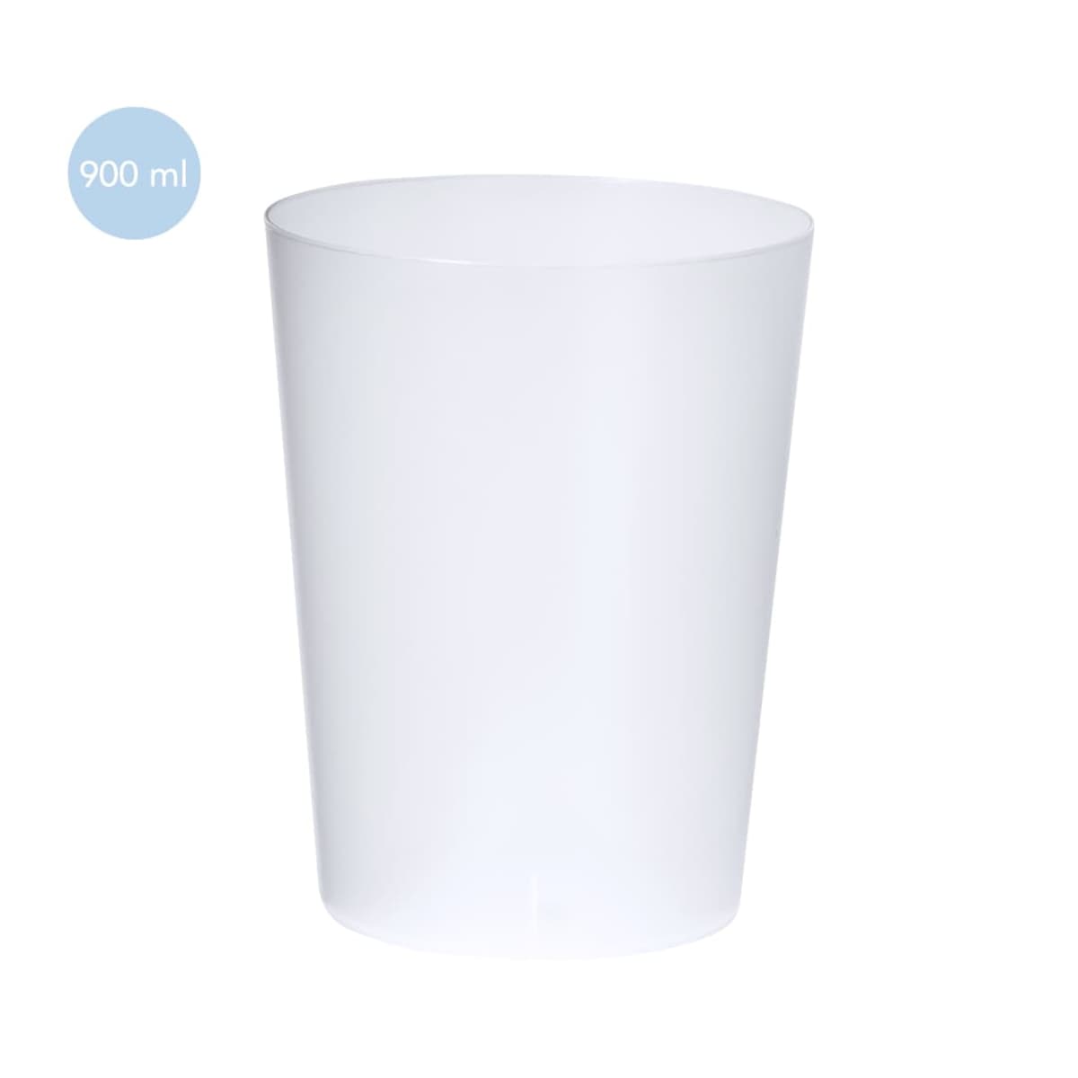 White plastic cup with a 900 ml label on a plain white background.