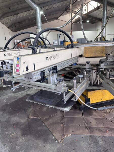 close up view of screen printer