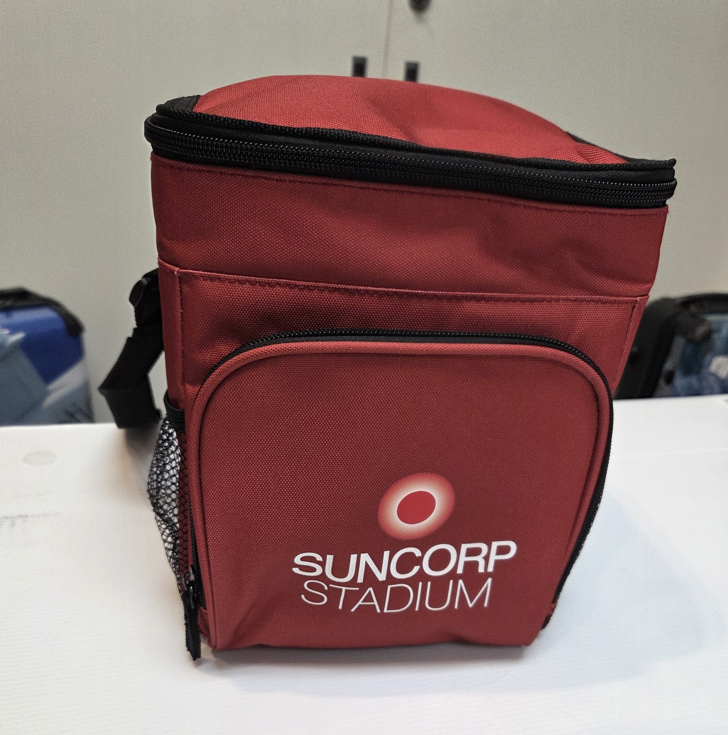 red cooler bag for suncorp stadium