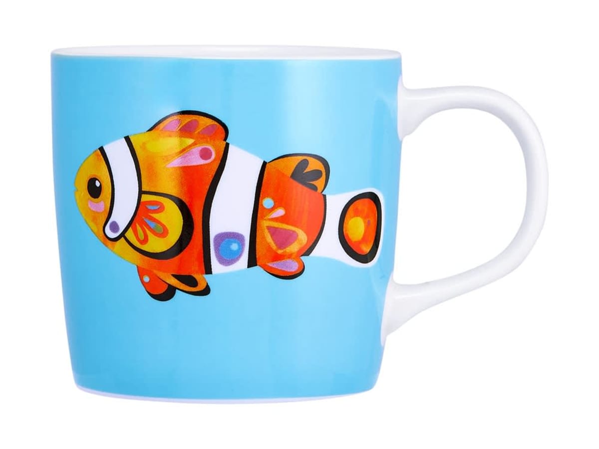 A blue mug with a colorful cartoon clownfish illustration on the side.