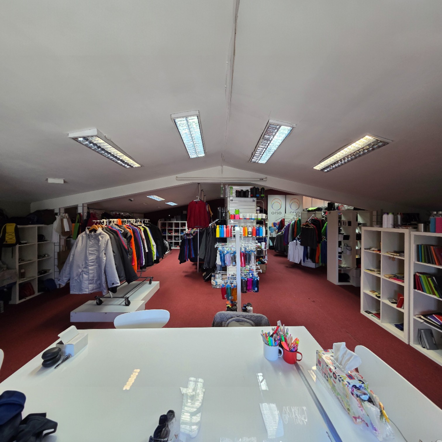 Clothing and stationery shop ranked for lowest cost-per-use promotional products and supplies.
