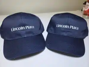 cap with logo embroised
